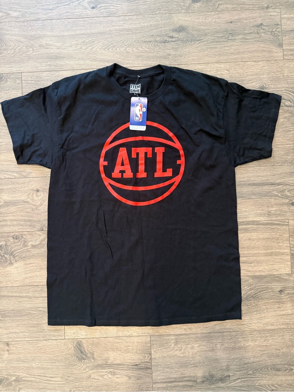 NBA Hawks ATL Red Logo Back T-Shirt 100% Cotton Men’s Large Atlanta Basketball